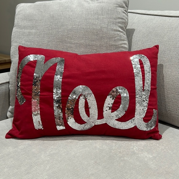 Noel Sequin Accent Pillow - Picture 1 of 4
